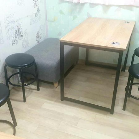 Photo Park Guesthouse Seoul Rum bild