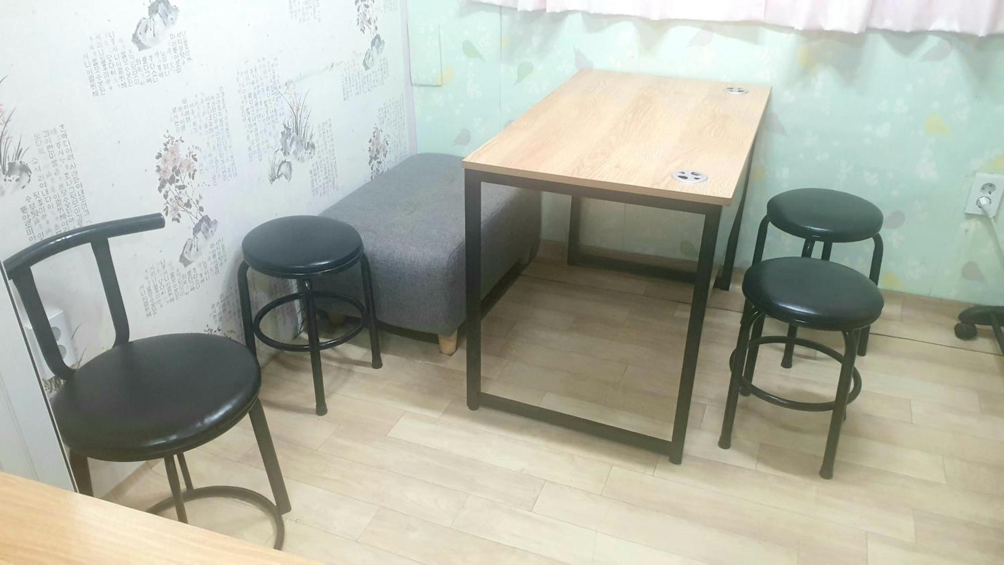 Photo Park Guesthouse Seoul Rum bild